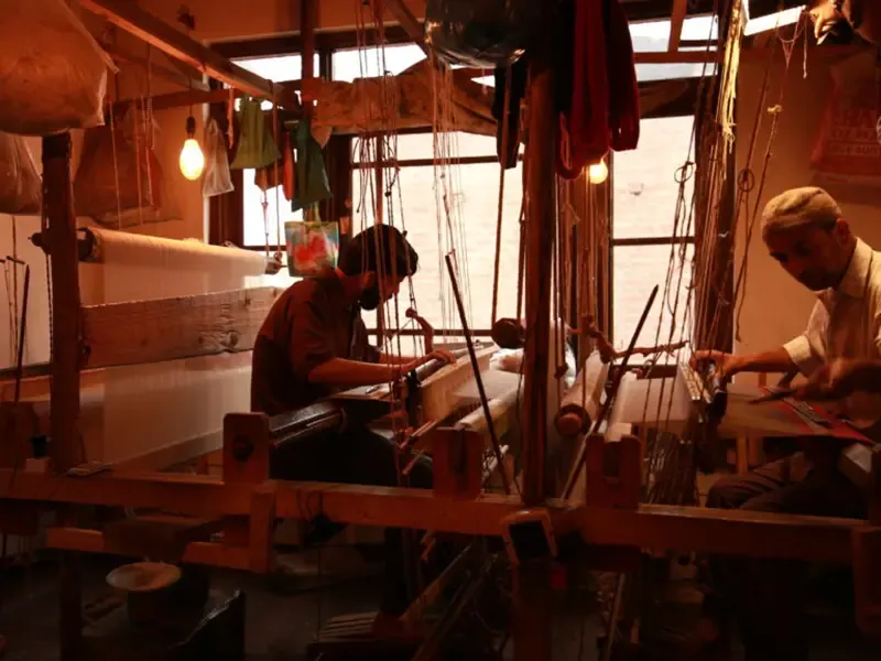 Kashmir artisan ateliers