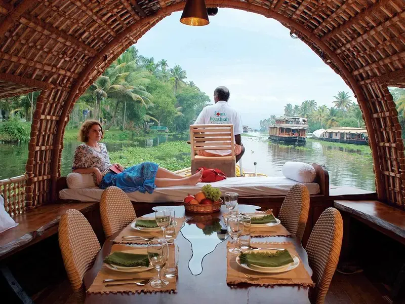 Private kettuvallam lunch