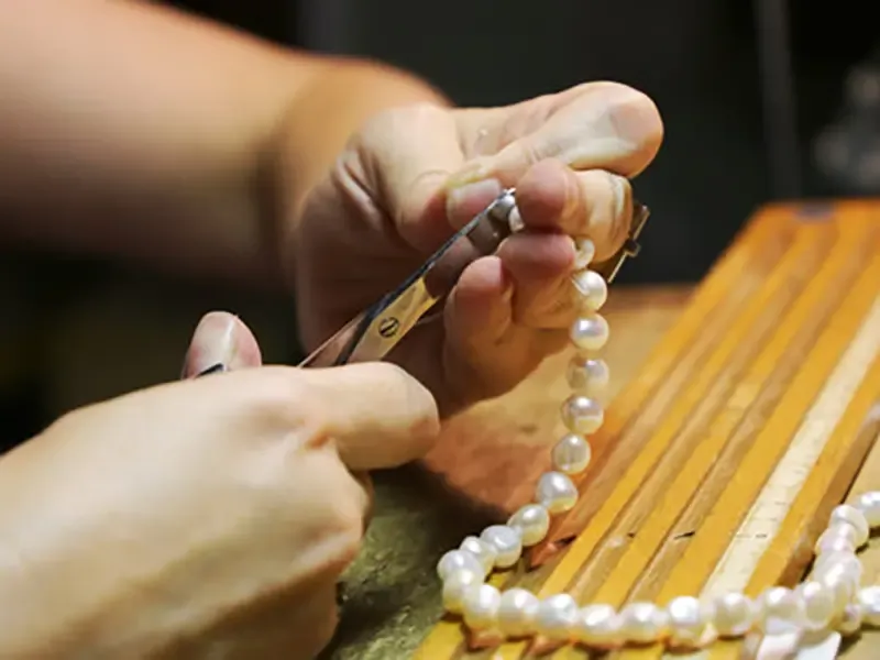 Hyderabad pearl and jewellery experience