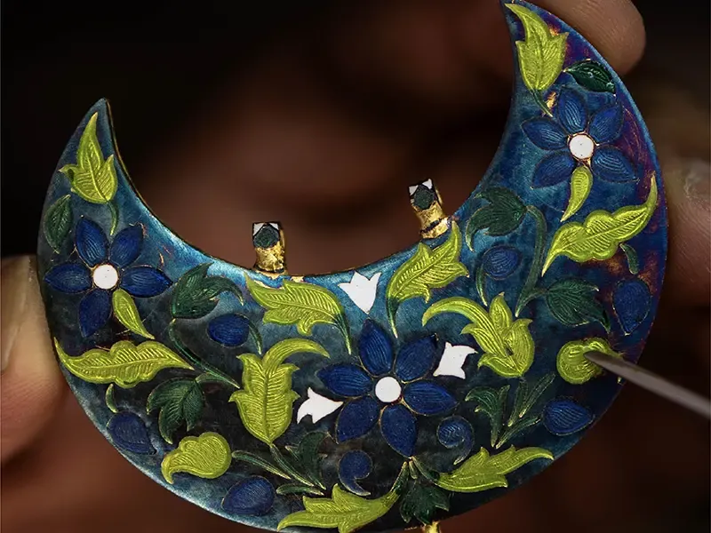 Jaipur meenakari enamelling