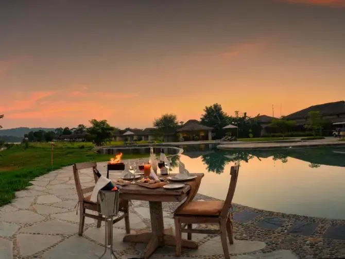 Meghauli Serai by Taj Safaris