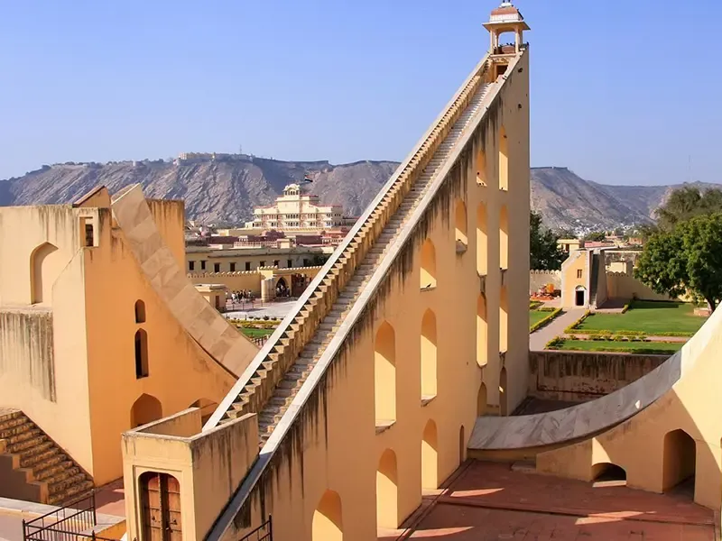 Jantar Mantar with astronomer