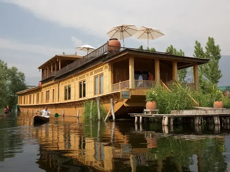 Sukoon Houseboat
